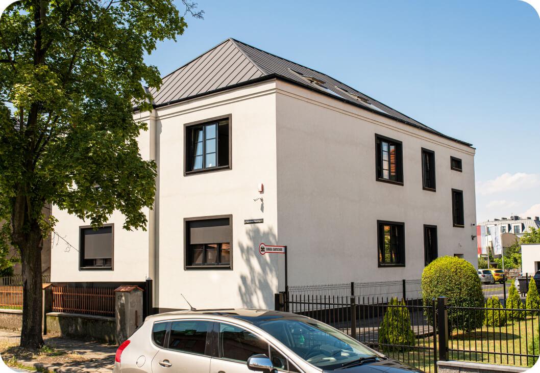 budynek-helpfind-ostrow-kazimierza